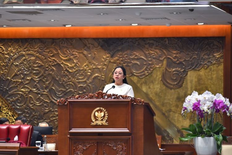 Ketua DPR RI Puan Maharani saat menyampaikan Pidato Penutupan Masa Persidangan III Tahun Sidang 2023-2024, Selasa (6/2/2024). 