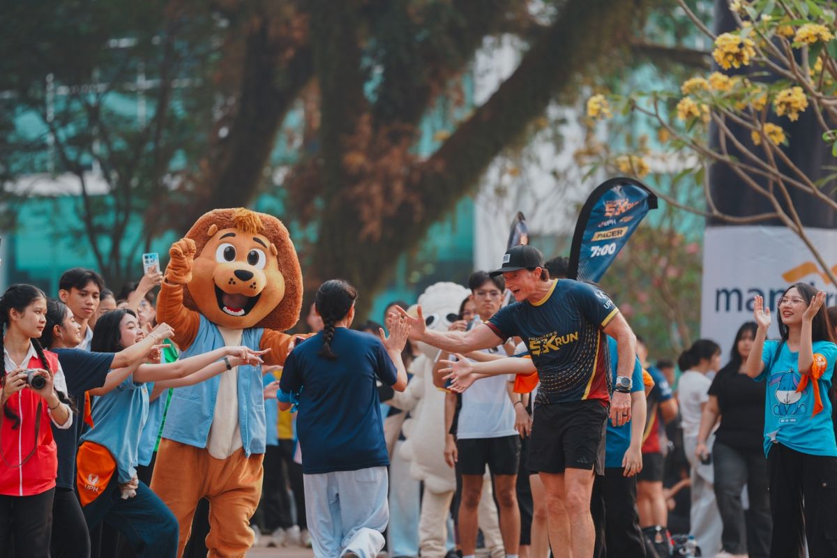 Founder's 5K Run menjadi bagian dari UPH Festival 2026 yang mempertemukan mahasiswa baru dan sivitas akademika dalam pengalaman bersama. 