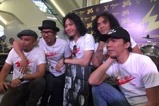 Kaka Slank Tersenyum Bahagia Melihat Abdee Kembali Manggung