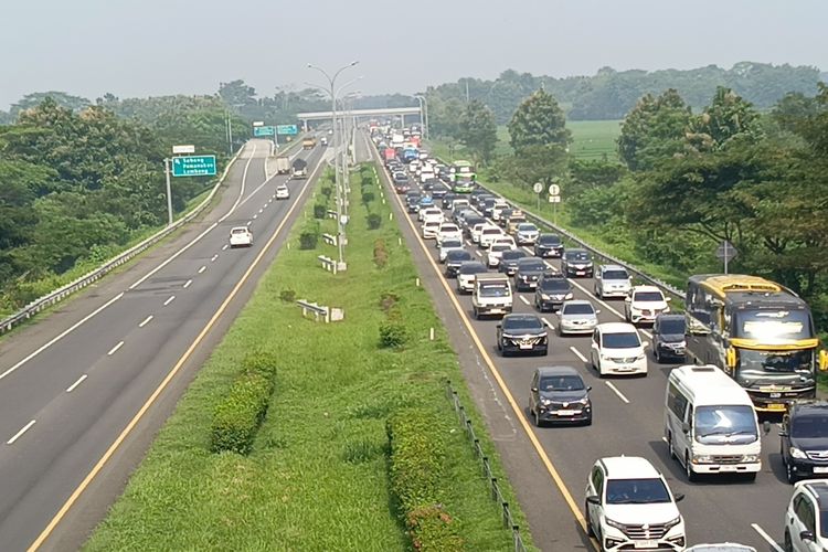 Tol hingga Jalur Selatan Diserbu Pemudik, Cek 10 Rute Terpadat di Jabar Tahun Ini