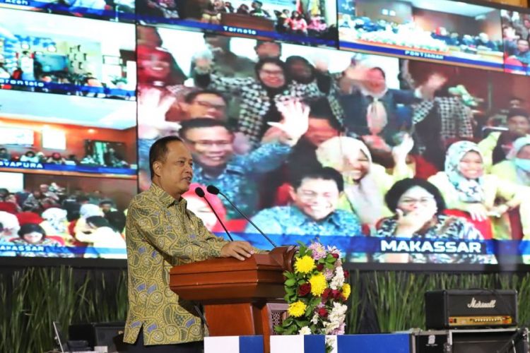 Menristek dalam sambutan acara Dies Natalis UT ke-34 di Universitas Terbuka Convention Center (UTCC), Tangerang Selatan, Selasa (4/9/2018).