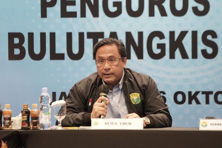Ketua Umum PP PBSI Agung Firman Sampurna ketika memimpin rapat pleno PP PBSI pada, Senin (16/10/2023), di Pelatnas PBSI, Cipayung, Jakarta Timur.
