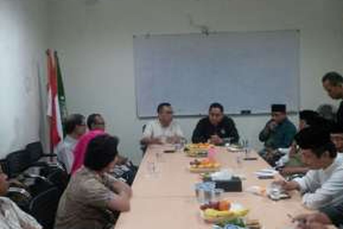 Pertemuan antara pengurus Partai Gerindra tingkat DPD DKI Jakarta dan Dewan Pengurus Wilayah (DPW) Nahdlatul Ulama DKI Jakarta di Kantor DPW DKI Jakarta di Utan Kayu, Jakarta Timur, Sabtu (14/5/2016).