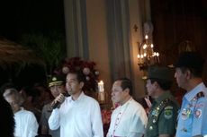 Usai Ucapkan Selamat Natal, Jokowi Berikan Sumbangan