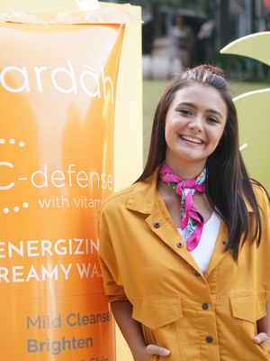 Aktris Amanda Rawles menjadi brand ambassador terbaru dan termuda Wardah.