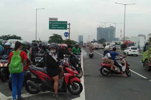 Jakarta Banjir, Motor Diperbolehkan Masuk ke Tol Layang Wiyoto Wiyono