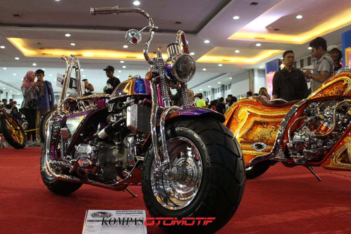 Kustom Honda Monkey Chopper Mini 