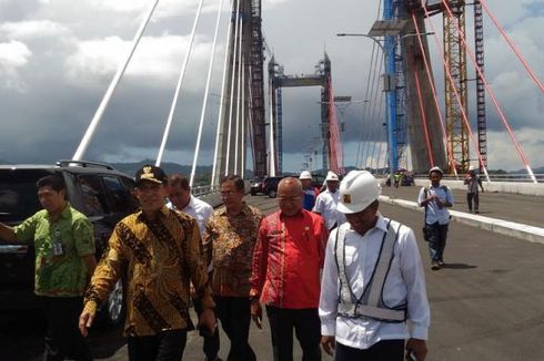 Uji Coba Jembatan Terpanjang di Indonesia Timur Gunakan 44 Truk Pasir