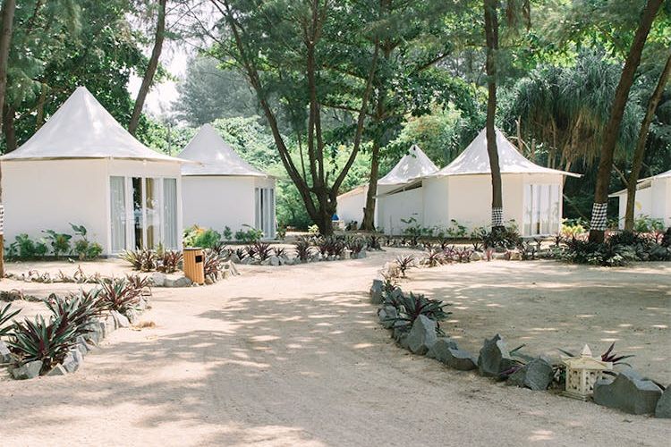 Suasana disekitar Asha Resort 