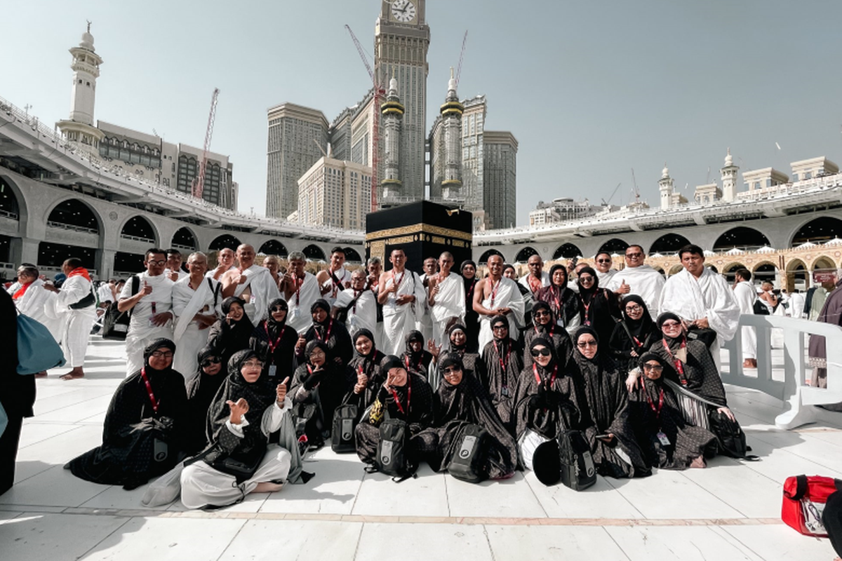 Persada Indonesia adalah salah satu rekomendasi travel umrah tepercaya yang konsisten menerapkan prinsip transparansi dan kepatuhan terhadap regulasi terbaru. 