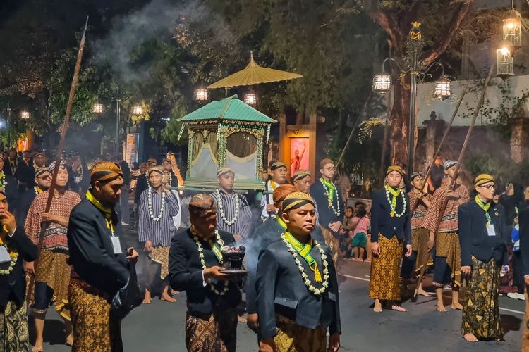 Sejarah dan Makna Malam 1 Suro, Mengapa Dianggap Sakral oleh Masyarakat Jawa?