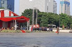 HUT Ke-77 RI, Gubernur Anies Pimpin Upacara Pengibaran Bendera Merah Putih di Monas