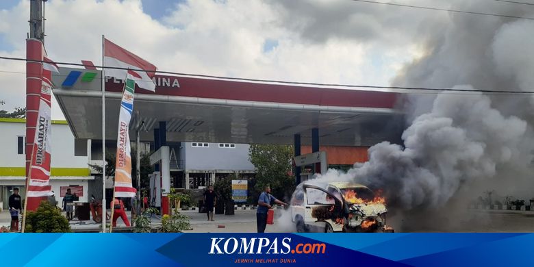 Mobil Terbakar di SPBU Gara-gara Ponsel, Ini Penjelasannya - Vimarsana News