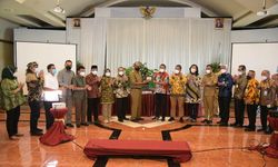 Vaksinasi Covid-19 di Papua Barat Masih Rendah, Wakil Komisi IX DPR: Pemerintah Harus Ada Strategi untuk Mempercepatnya