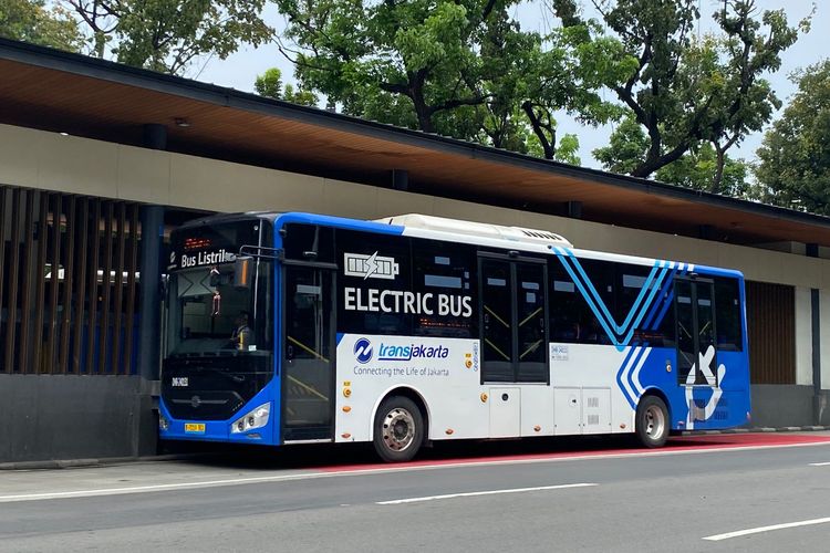 Tarif Transjakarta Naik Setelah 20 Tahun Flat Rp 3.500, Penumpang: Sudah Wajar