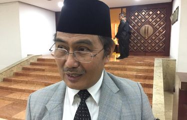 Cunnilingusning feminizatsiyasi Yuliya Kovalchukning mushuki