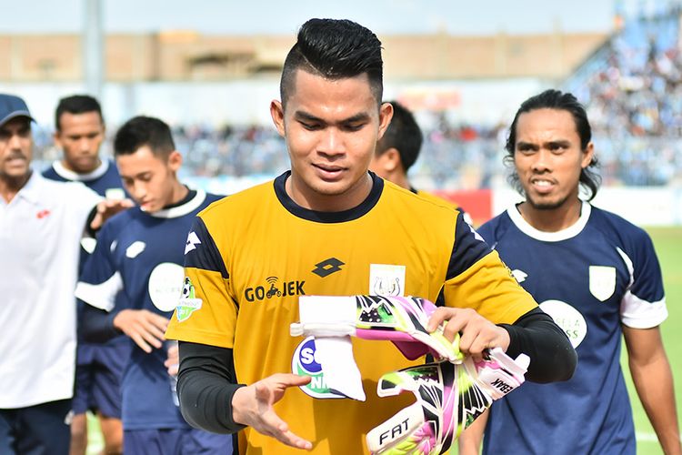 Alexander saat persiapan jelang memperkuat Persela Lamongan menghadapi Persiba Balikpapan, Minggu (5/11/2017).