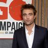 Suki Waterhouse Tengah Hamil, Robert Pattinson Akan Segera Jadi Ayah