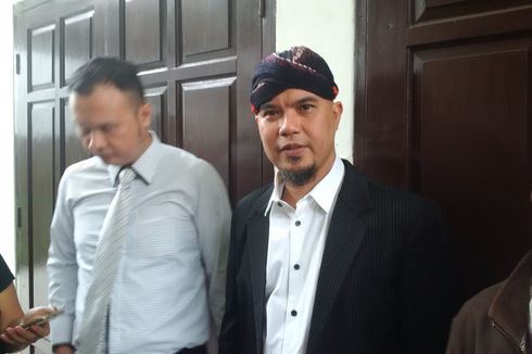 Saksi Sakit Asam Urat, Sidang Kasus Ahmad Dhani Ditunda