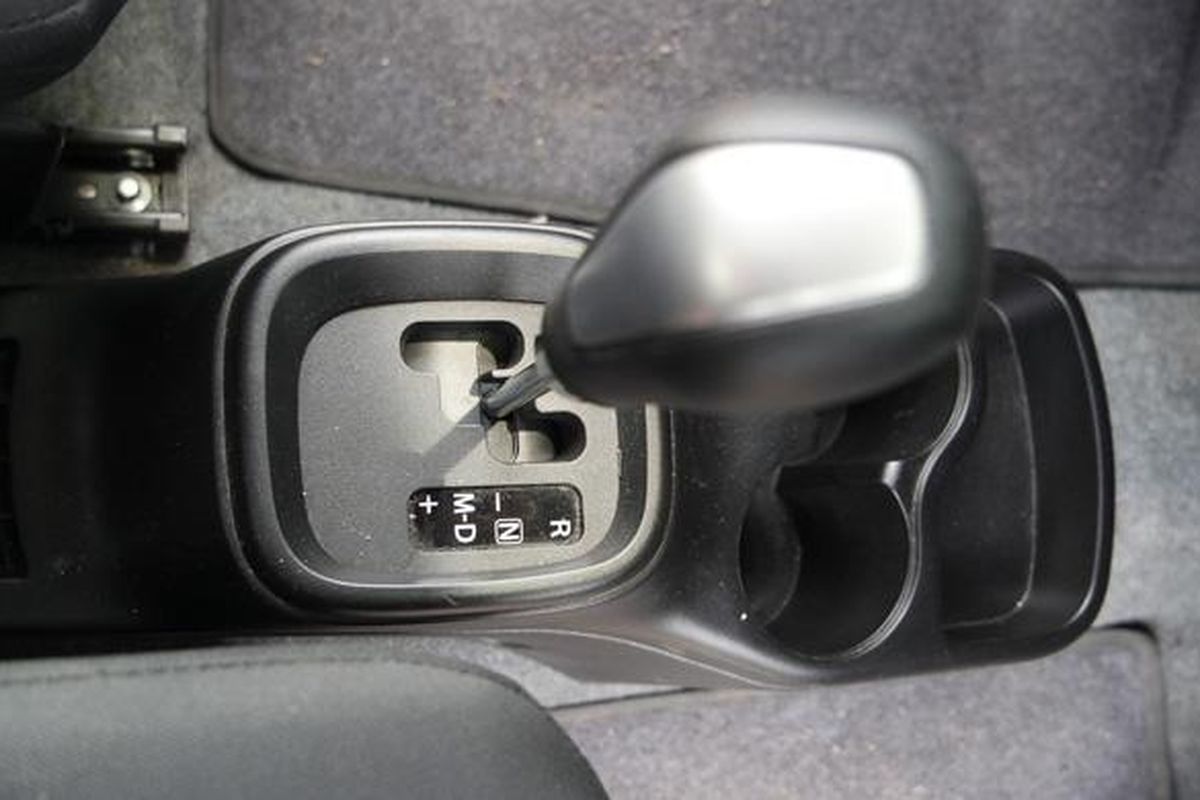 Transmisi Auto Gear Shift pada Suzuki Karimun Wagon R GS.