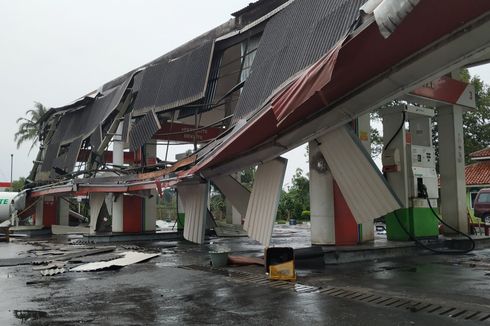 Kesaksian Petugas SPBU Saat Puting Beliung Landa Sukabumi, Angin Kencang 15 Menit, Atap Berjatuhan