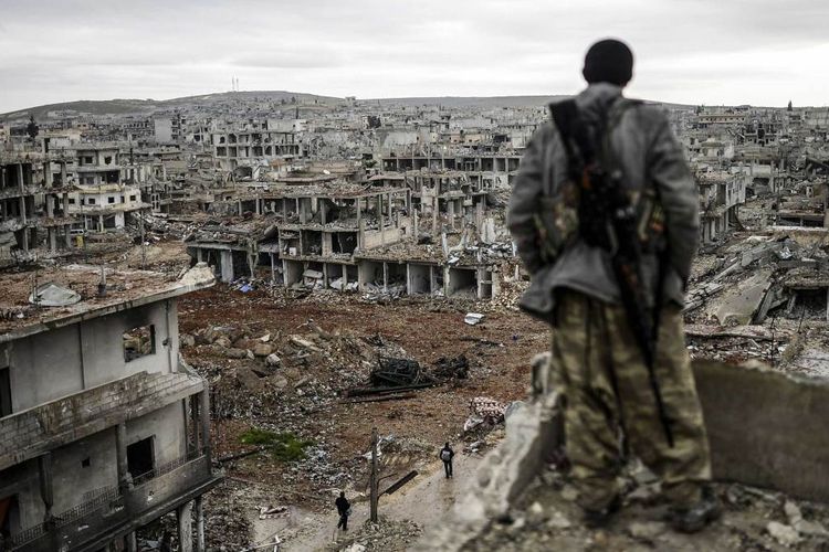 Kondisi Kota Kobane di Suriah pada 2015 yang hancur akibat perang saudara yang berlangsung sejak 2011.