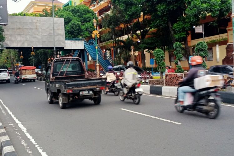 Kondisi di Jalan Jaksa Agung Suprapto, Kota Malang, Jawa Timur saat libur lebaran 2024. 