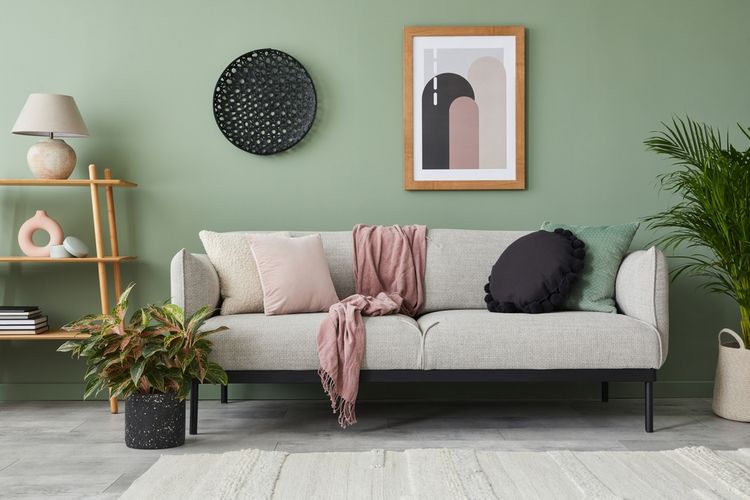 Ilustrasi ruang tamu dengan dinding warna hijau sage
