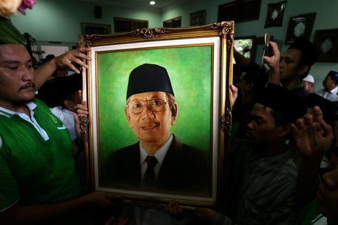 Hasyim Muzadi Perkenalkan Islam yang Ramah, Penuh Canda, dan Membela Negara