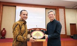 Papua Jadi Prioritas, Mentrans Buka Peluang Investasi dan Beasiswa dari China