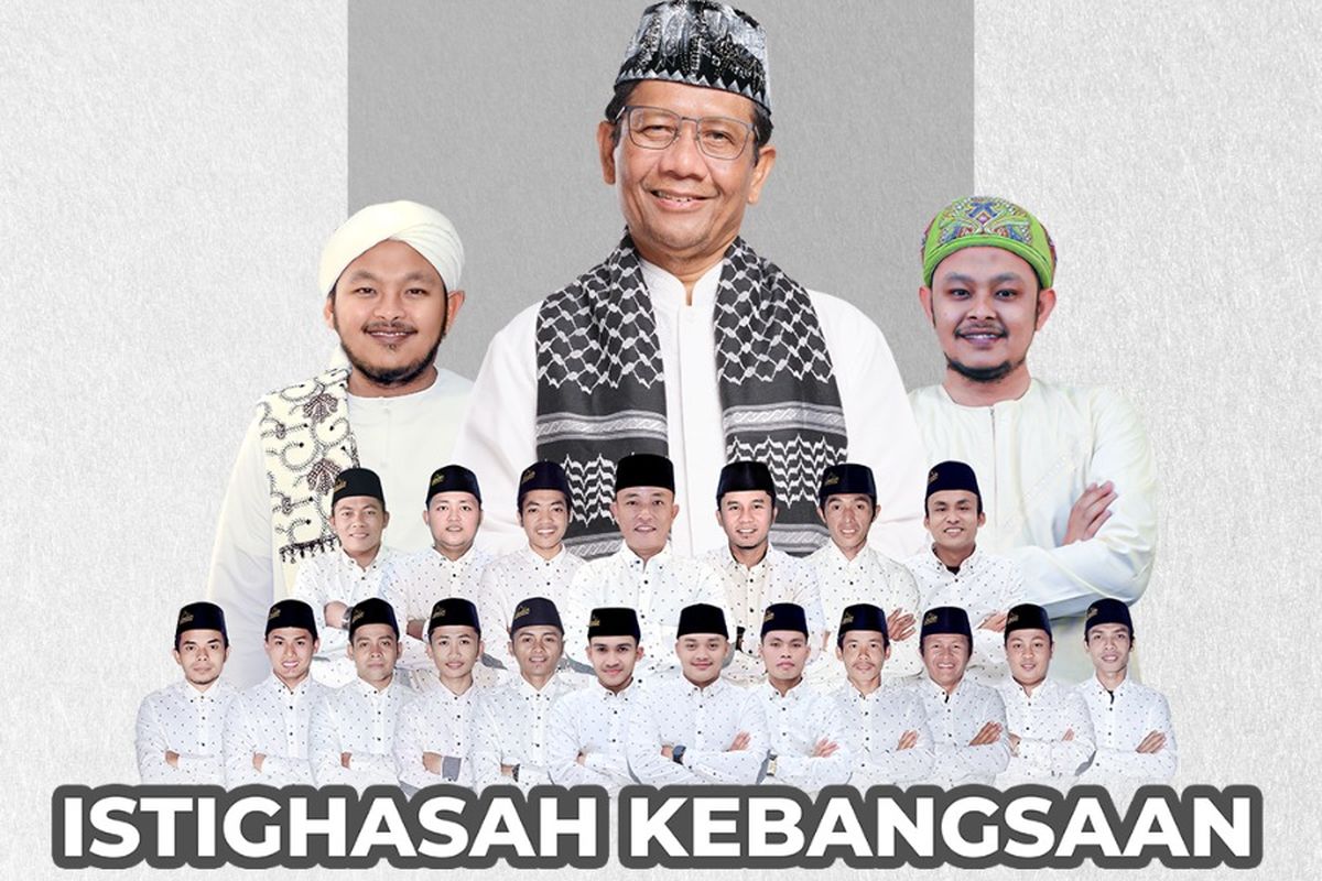 Doa dan Shalawat untuk Keselamatan Bangsa di Gedung Olah Raga (GOR) Ahmad Yani, Sumenep, Madura, Sabtu (18/11/2023).