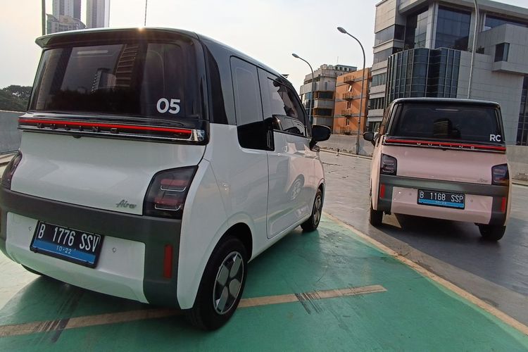 Wuling Air ev di Acara Air ev Green Mobility Experience