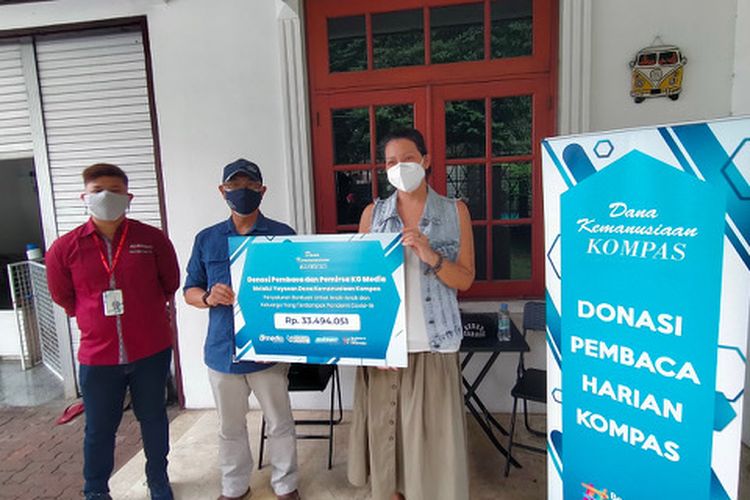 Pemberian donasi KG Media ke Rumah Harapan Melanie di kawasan Lebak Bulus, Jakarta Selatan, Jumat (24/9/2021).