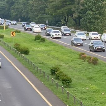 Volume Kendaraan Arus Balik di Tol Cipali Meningkat 11 Persen dibandingkan kemarin, One Way Berlaku Penuh di Tol Cipali ( FOTO : KOMPAS.com / Ahya Nurdin)