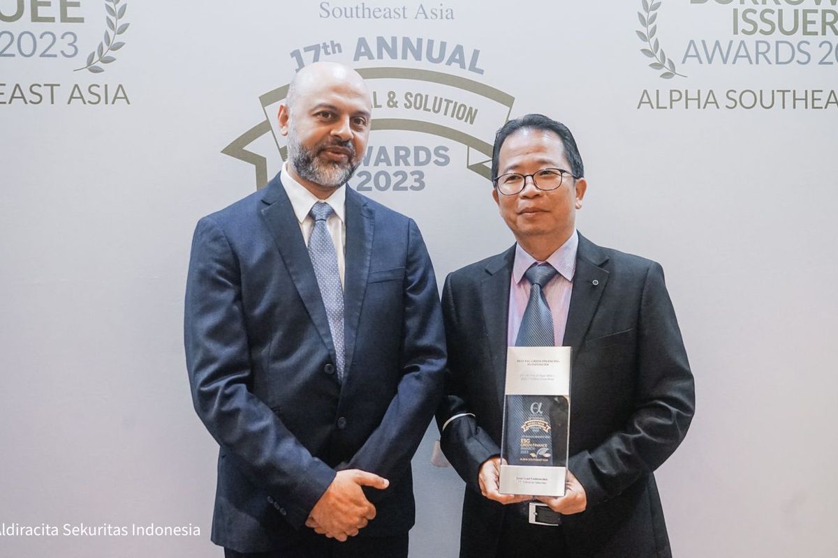 PT Aldiracita Sekuritas Indonesia baru saja meraih penghargaan prestisius Best ESG Green Financing in Indonesia di ajang 17th Deal & Solution Awards 2023 yang diselenggarakan Alpha Southeast Asia.