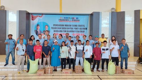 Cara Kampanye Tim Sukses Capres Prabowo-Gibran di NTT, Bagikan Makanan Bergizi untuk Anak Stunting