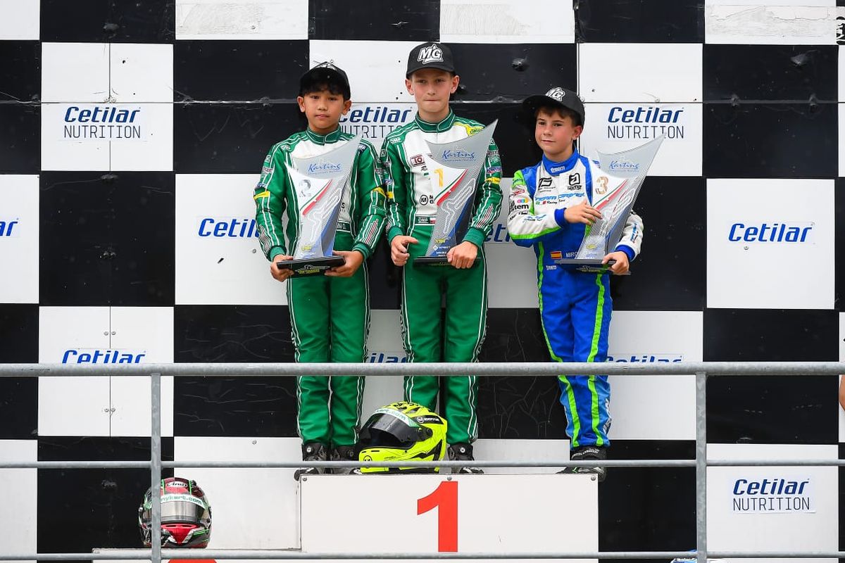Pebalap gokart belia asal Indonesia, Oliver Rito Sini berhasil naik podium kedua di Race kedua Italian ACI Karting Championship yang berlangsung 21-23 Juni 2024, di Val Vibrata Karting Circuit, Italia. 