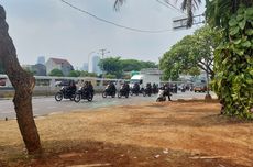 Antisipasi Demo Lanjutan, Pasukan Brimob Sisir Area Sekitar Gedung DPR