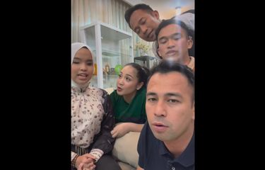 Pembawa acara Raffi Ahmad mendukung Putri Ariani untuk menang di America?s Got Talent 2023. Hal itu ia sampaikan saat Putri bertandang ke kediamannya di Andara.
