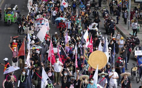 Anti-Government Protests Grow Again in Thailand