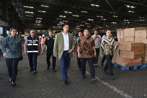 Menkeu Purbaya Sidak Pelabuhan Tanjung Perak: Teman-teman Bea Cukai, Semangat...