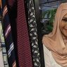 Sambut Lebaran dengan Mukena Buatan Selebritas