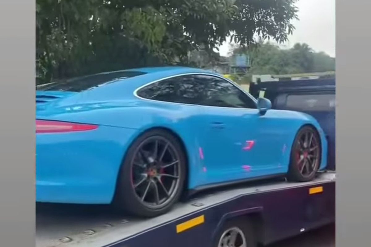 Arief Muhammad komentari video Porsche Doni Salmanan diangkut towing.