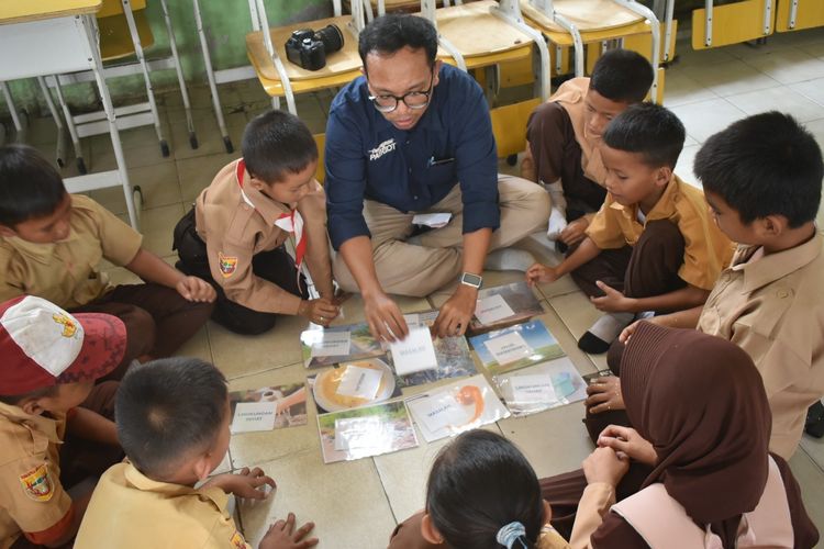 Edukasi Kesehatan Lingkungan Sejak Dini, Tim Ekspedisi Patriot Undip Dampingi Siswa Kawasan Transmigrasi PALI
