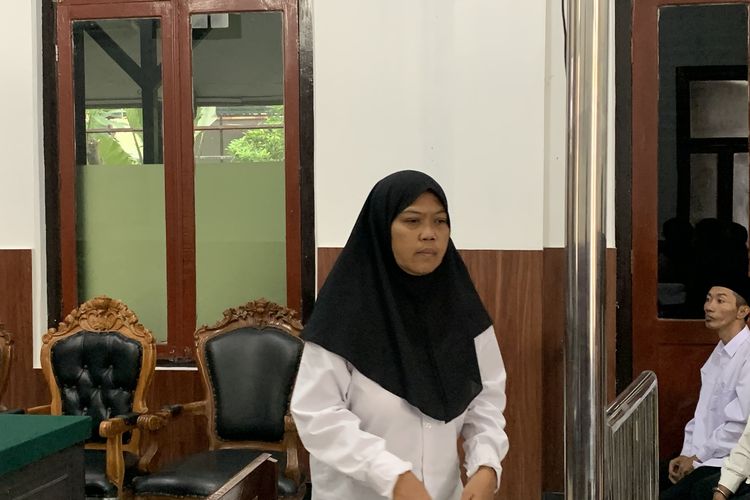 Karma Dibayar Instan, ART Gasak Harta Benda Majikan di Surabaya Divonis 1 Tahun 8 Bulan Penjara