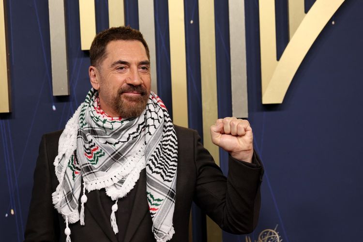 Javier Bardem menghadiri Primetime Emmy Awards 2025 di Peacock Theatre di Los Angeles, California, Amerika Serikat, pada Minggu (14/9/2025).