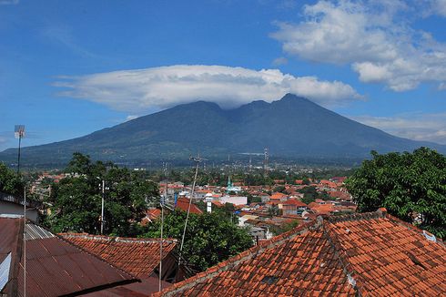 Gempa M 4,6 Guncang Sukabumi, Adakah Kaitan dengan Aktivitas Gunung Salak?