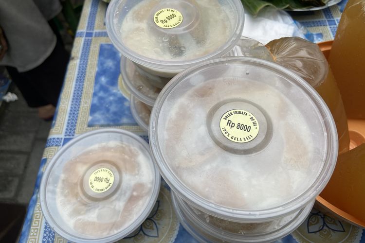Kolak Srikaya, jajanan takjil yang menjadi kuliner khas Sidoarjo saat Ramadan, Senin (10/3/2025)