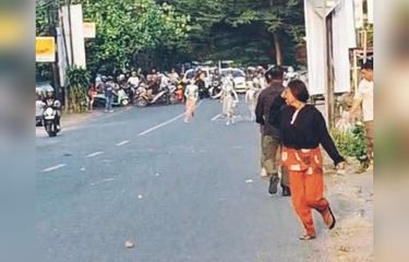 Manusia Silver di Makassar Lempari Satpol PP Saat Ditertibkan ...