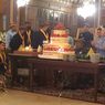 Momen Raja Keraton Solo PB XIII Hangabehi Rayakan Ulang Tahun ke-74, Tiup Lilin dan Potong Kue